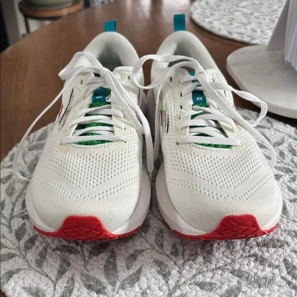 Ladies Brooks Revel 6 sneakers - Picture 2 of 9